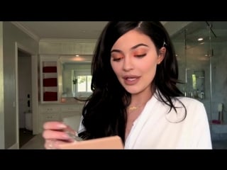 Kylie jenners guide to lips, brows, confidence beauty secrets vogue