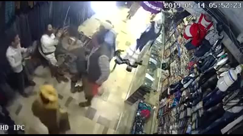 كيف يتعامل الحوثيون مع الناس في صنعاء؟