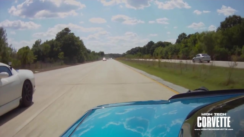 1500hp corvette running on the street