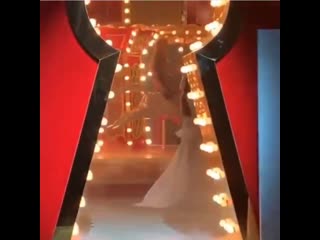 200821 behind the scene footage of jennie and rosé filming for paradise city