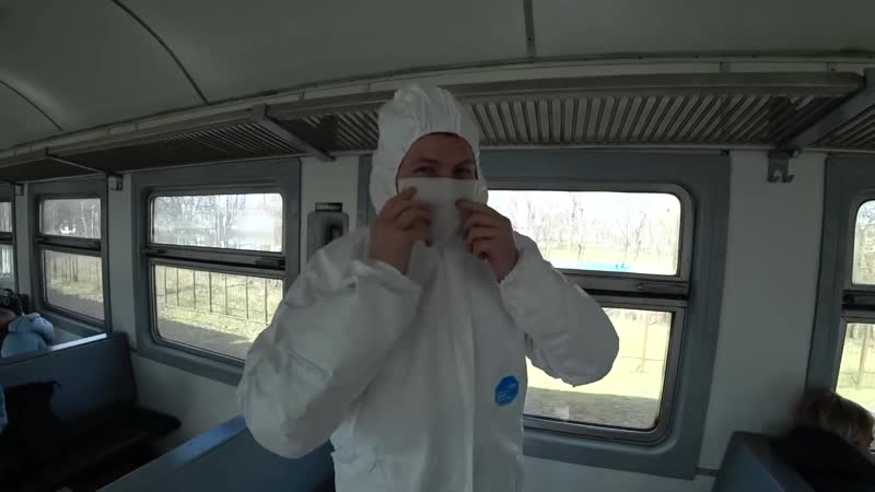 «честнок» в костюме химзащиты