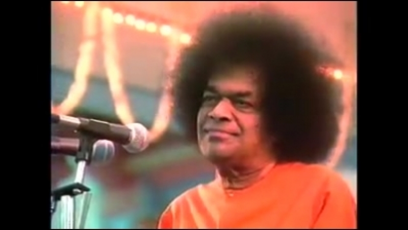 Видео sri sathya sai baba a beautiful video bhajan, bhagavan sri sathya sai baba is singing ' rama kodanda rama ' text of th