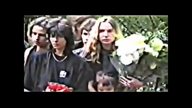 Похороны в цоя верить и ждать 19 08 1990 (иван курнаев )