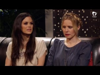 Kristen bell and rachel bilson ‘face off’ in friendly game