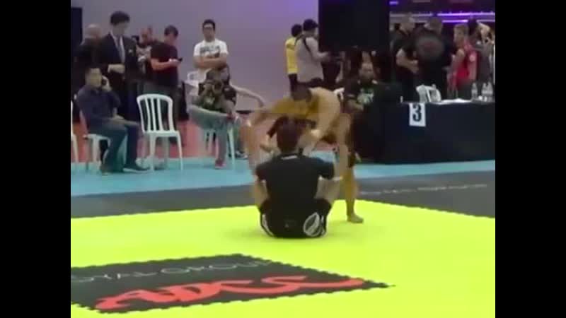 Рычаг локтя