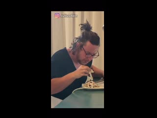 Она жива еще?