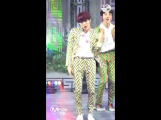 [video] suga fancam ‘idol’ @ mcountdown 180830