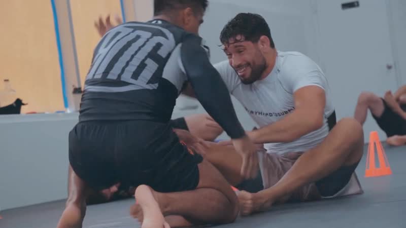 Matheus diniz rolls hard preparing for gordon ryan at wno