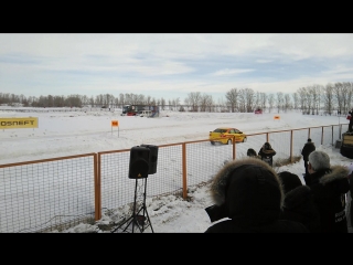 Lada vesta старт первого заезда