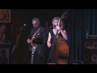 Nicki parrott & les pauls trio ''autumn leaves'' (09 17 2012)