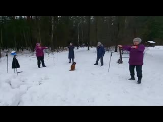 Видео от группа скандинавской ходьбы "шаг"