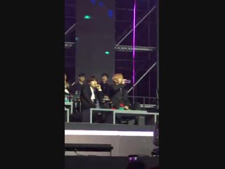 Taehyung really raised his water bottle at jimin and kooks direction like he just made a t