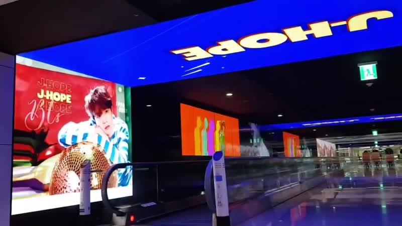 감사합니다 porn video – 仁川空港メディアトンネル 手前と天井と向こう側いっぺんに上手く撮れずやっぱり何回も撮り直す🤣 @hopeyes218 님 여기에도 멋진동영상 감사합니다🙏 @bts twt #호석생일ㅊㅋ 2