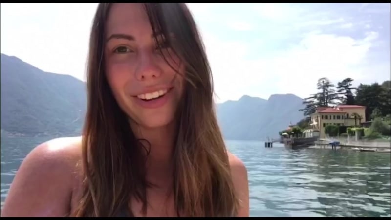 Девушки напутствуют слуцкого