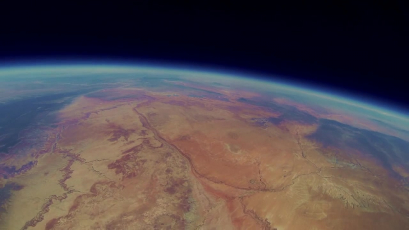 Студенти запустили камеру в стратосферу