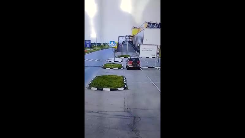 Вписка едут под молодые, переворот возле торгового центра, каскадёры, gta 5, на взлёт, полёт нормальный