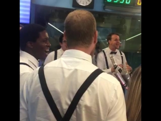 Low key acappella surprised demi lovato on elvis duran show