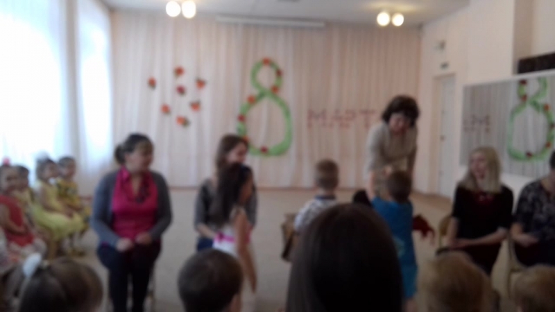 Одеваем мамочку
