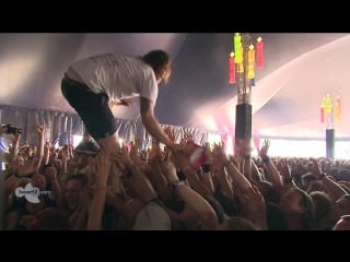 John coffey singer catches beer while crowdwalking, and drinks it!