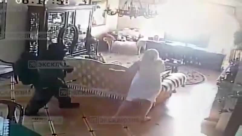 Хозяйка квартиры и воришки