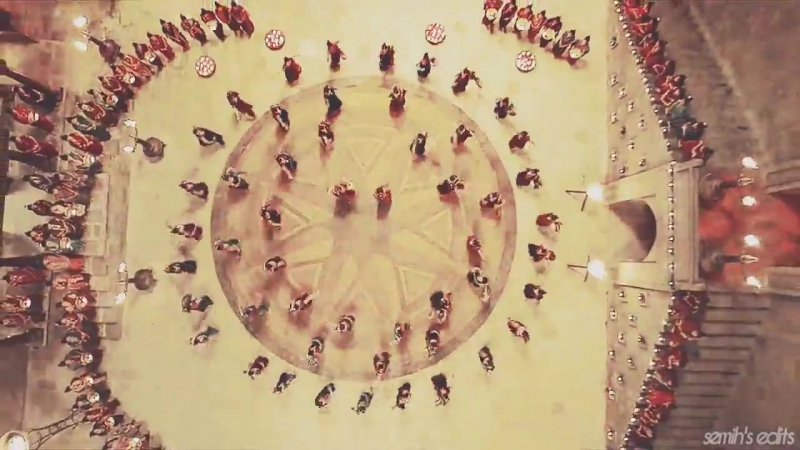 Dola re dola deepika padukone priyanka chopra