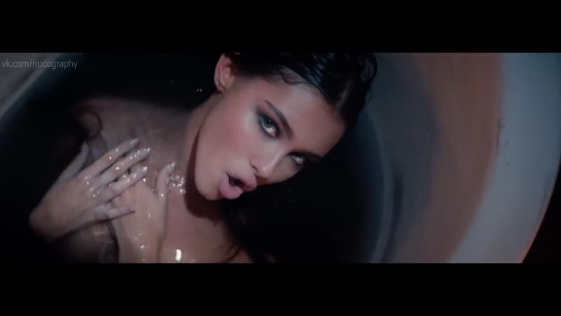 Мэдисон бир (madison beer) в клипе hurts like hell (2018) hd 1080p голая? секси!