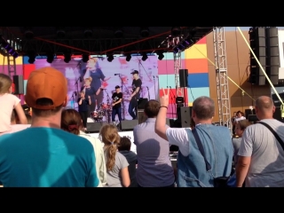 Milana (c k ) и анри