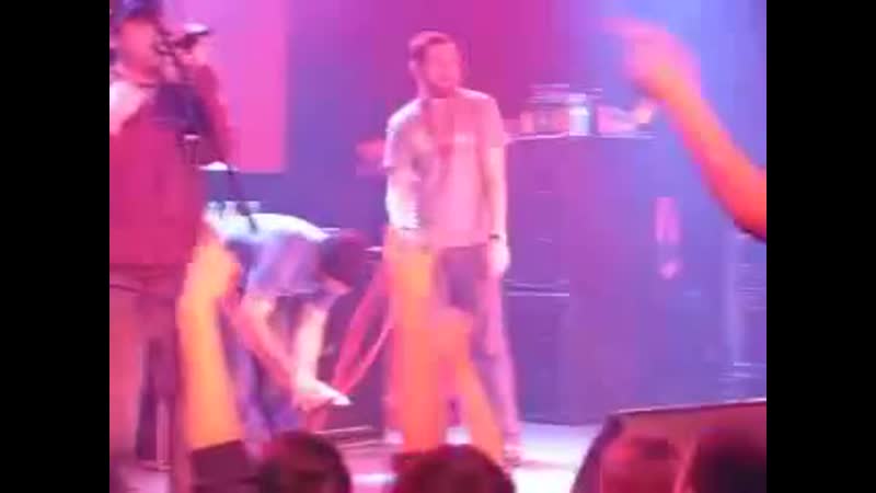 Jared hasselhoff 01 piss on stage 01 bloodhound gang concert @ zagreb 2006