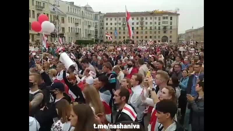 Плошчы незалежнасці менск
