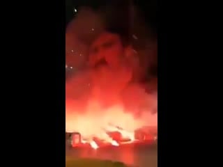 Неаполь скорбит