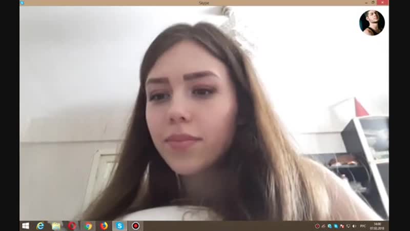 Девушка мастурбирует по скайпу: смотреть русское порно видео онлайн