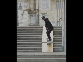 Nyjah cab back noseblunt to fakie