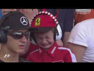 Kimi does a favour for a young fan