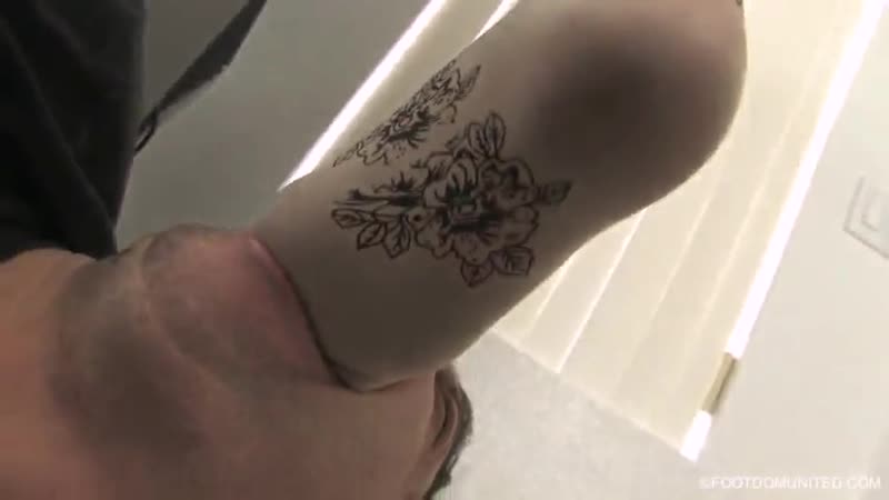 Нет ничего лучше любимых ножек госпожи