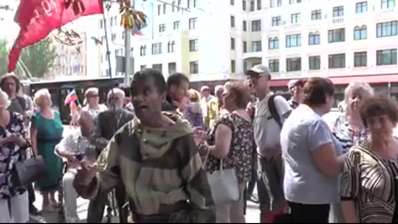 Террорист "днр" бенес айо по прозвищу черный ленин выступил с пламенной речью в оккупированном донецке против евромайдана