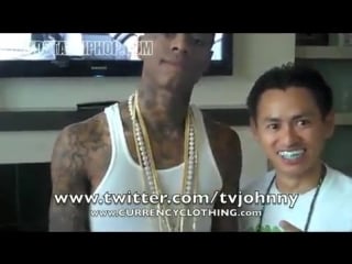 Soulja boy showing his new sodmg chains & freestyles for johnny dang!