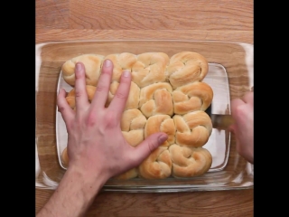 Pesto chicken garlic knot sliders