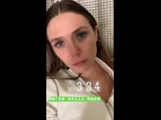 Elizabeth olsen e mamoudou athie nos bastidores das filmagens da segunda temporada de sorry for your loss nós ainda estamos