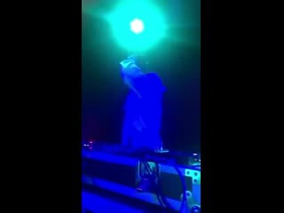 I didn’t know that djing would make michael this happy, but this is the best thing i’ve ev