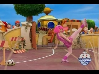 50 yoshdan oshgan yalangoch, semiz, qozon qorinli ayollarning suratlari