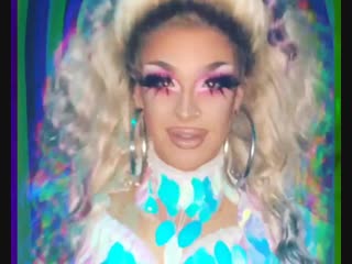 Arielversace always live your life in technicolor