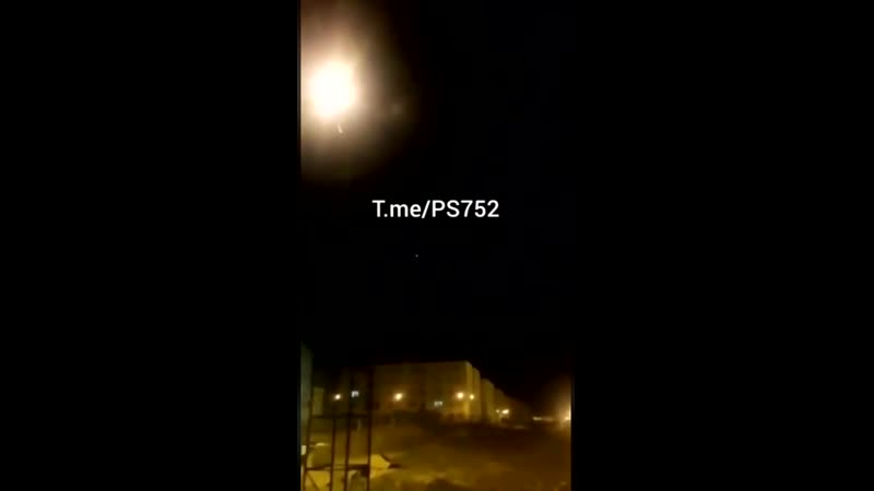 Видеозапись поражения украинского пассажирского самолёта над иранским небом#2