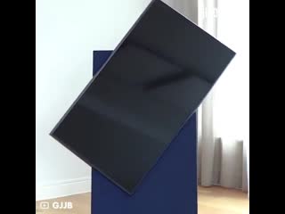 Samsung’s rotating tv is here to play your tiktok and instagram videos