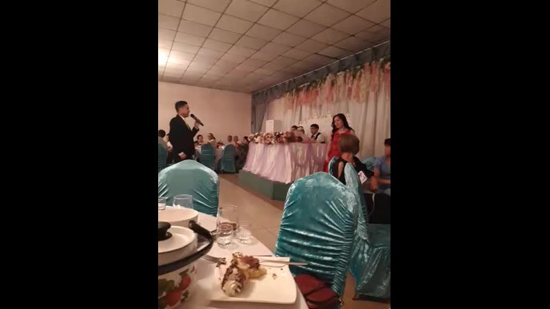 Aik qyz uz tamada