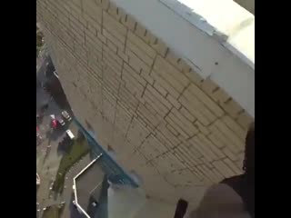 Сорвался,но удержался