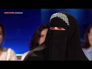 Türkischer grünen politiker bezeichnet niqab trägerin in talkshow als ein "stückchen elend"