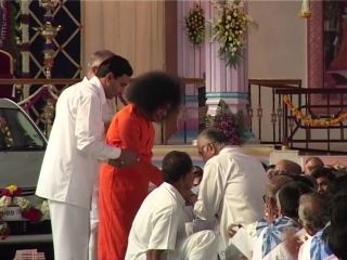 Sai love no 103 darshan in brindavan