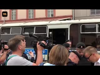 Разгон марша в центре москвы 12 июня