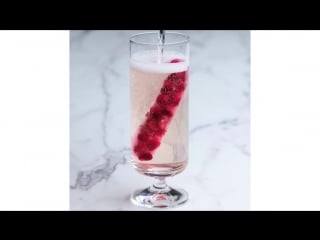Pomegranate champagne spritzer