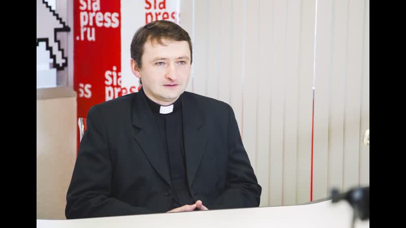 В кино – молодой папа, а в сургуте – молодой настоятель марэк ящковски